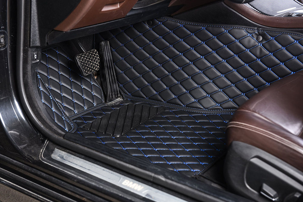 Custom Black and Blue Stitching Luxury Leather Diamond Car Mats Canada